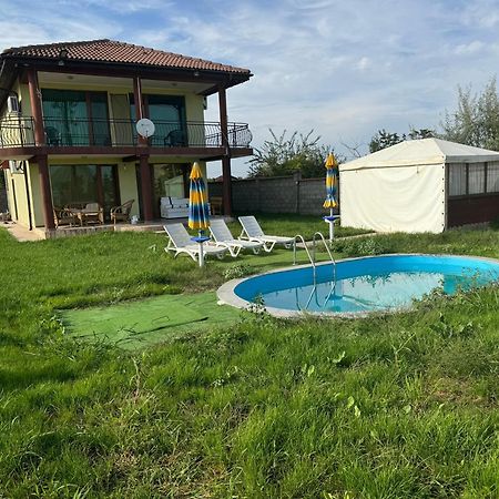 Villa Sunray Topola Exterior photo