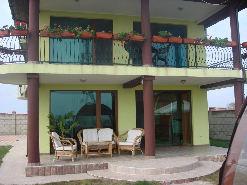 Villa Sunray Topola Exterior photo